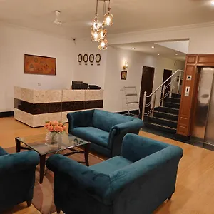 Guest house Tavisha Golf Course Mg Road, Gurgaon