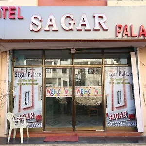 Hotel Sagar Palace **