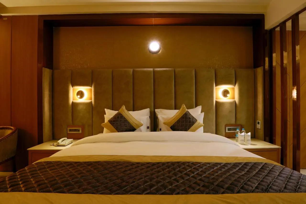 Hotel Omega - Gurgaon Central, Sec 45