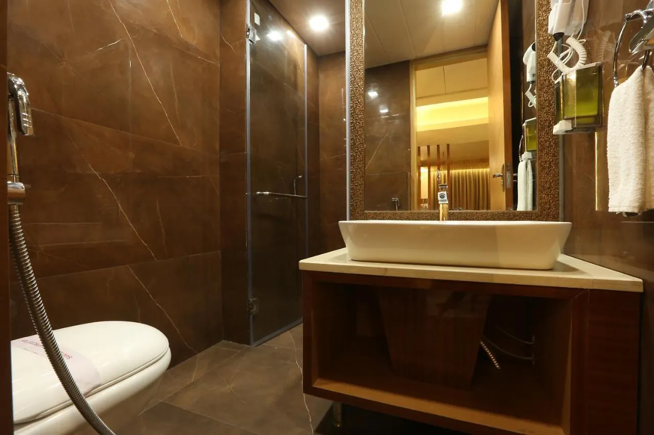 Hotel Omega - Gurgaon Central, Sec 45